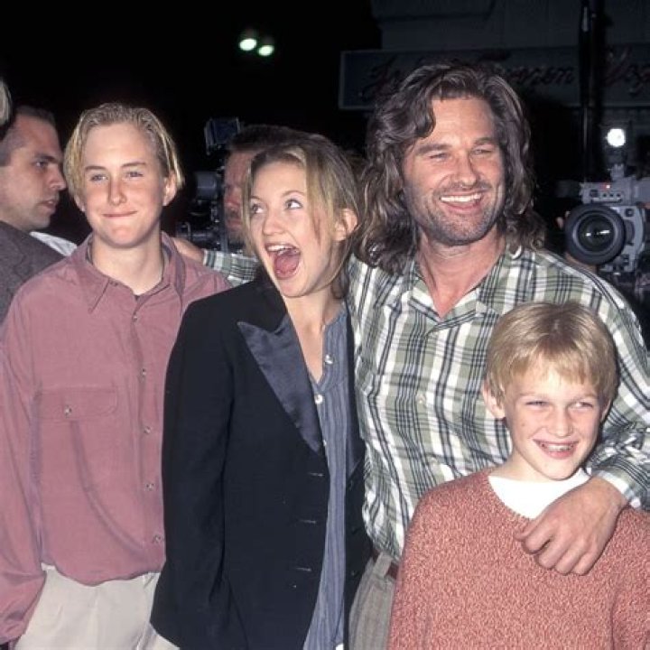 Are Kurt And Keri Russell Actually Related? Exploring Their Family Ties