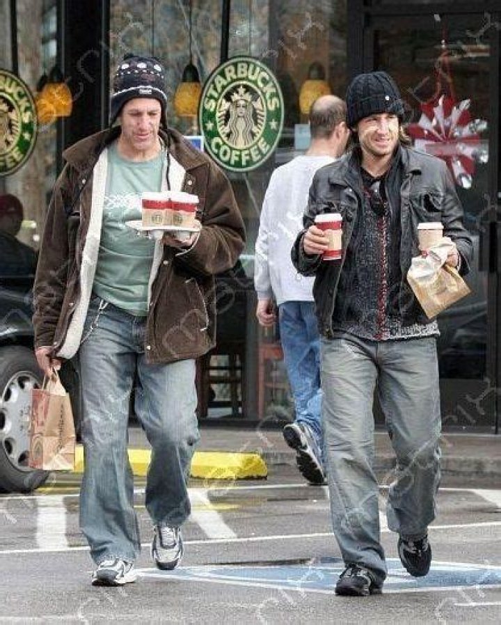 Does Keith Urban Have Siblings?